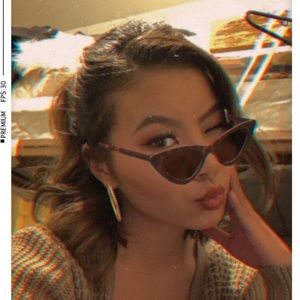 Meet your Posher, Siann